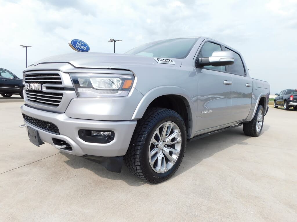 2022 RAM 1500 Laramie Crew Cab 4WD