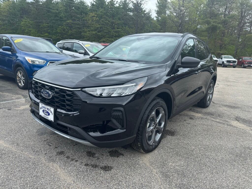 2025 Ford Escape ST-Line AWD