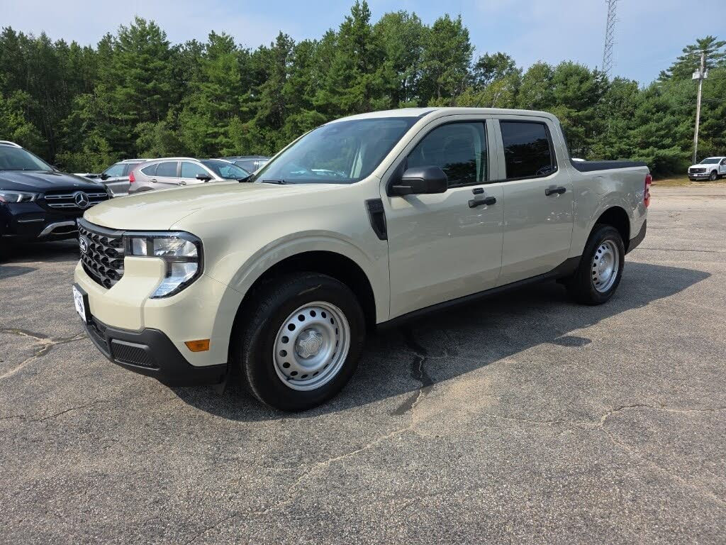 2025 Ford Maverick XL SuperCrew AWD
