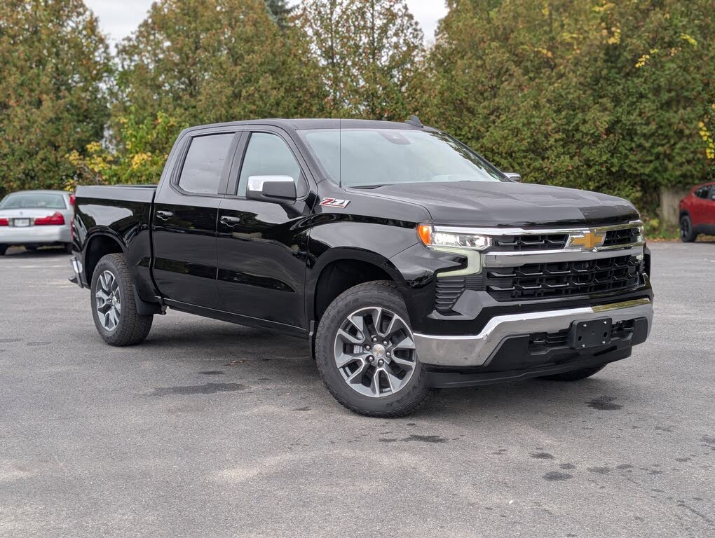 2026 Chevrolet Silverado 1500 LT Crew Cab 4WD