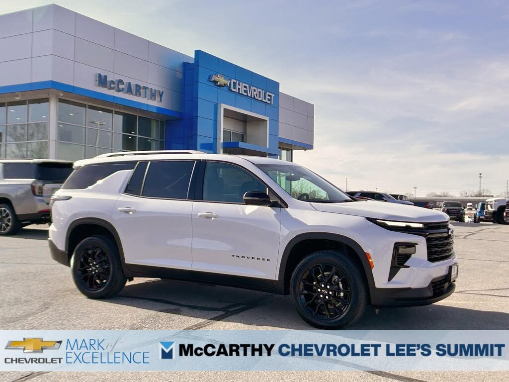 2026 Chevrolet Traverse LT FWD