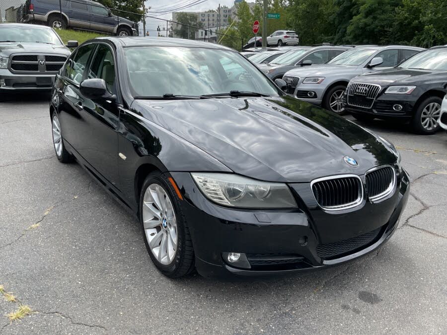 2011 BMW 3 Series 328i xDrive Sedan AWD