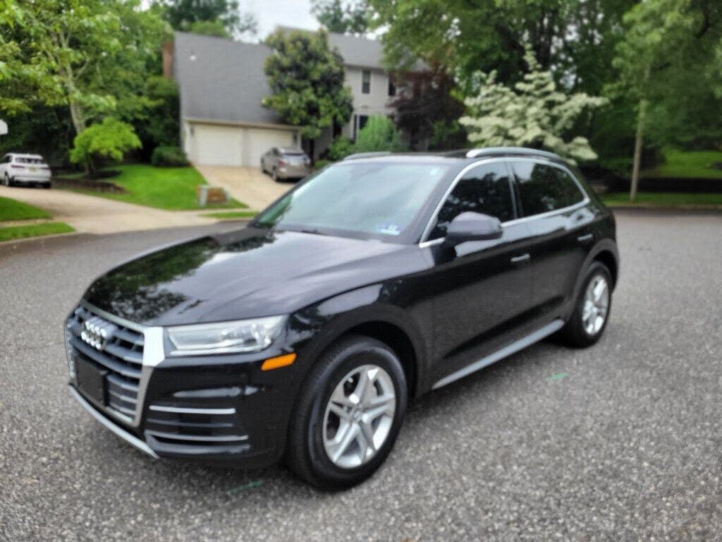 2019 Audi Q5 quattro Premium 45 TFSI