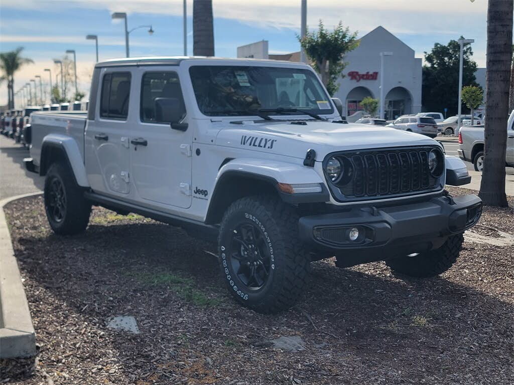 2026 Jeep Gladiator Willys '41 4dr Crew Cab 4WD