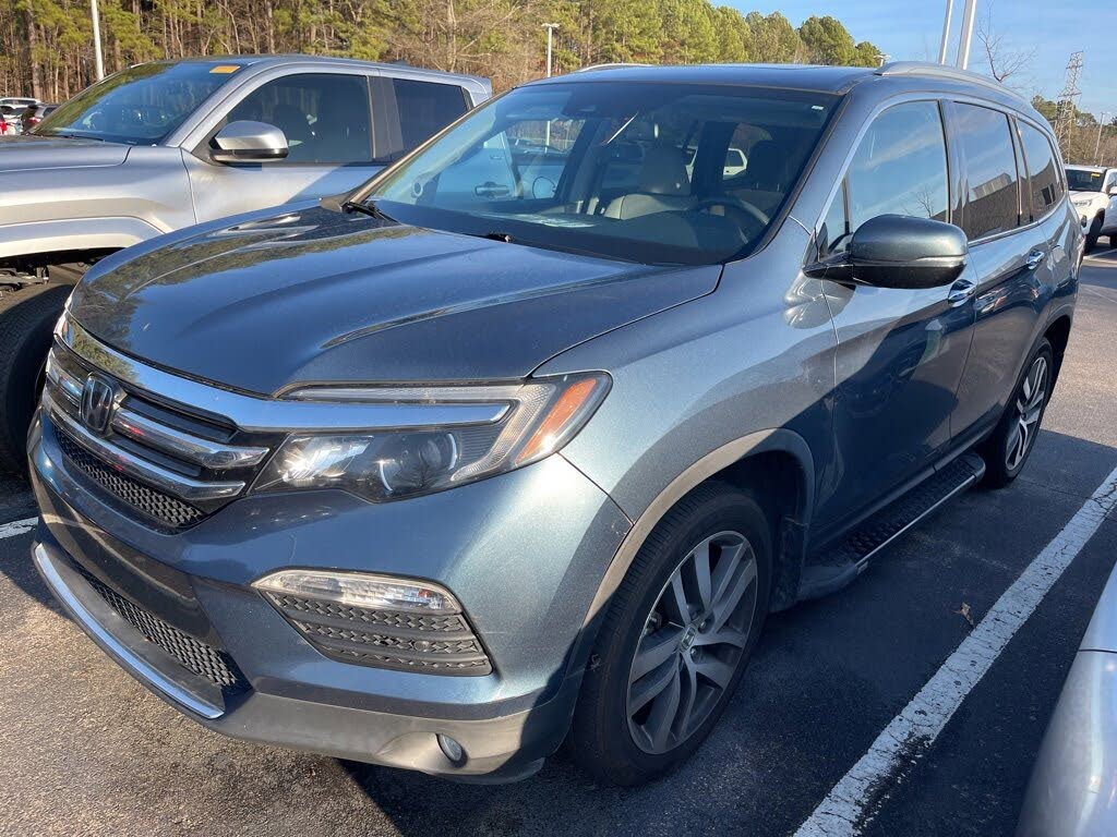 2018 Honda Pilot Touring AWD