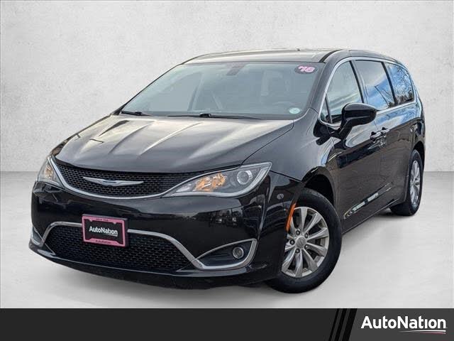 2018 Chrysler Pacifica Touring Plus FWD