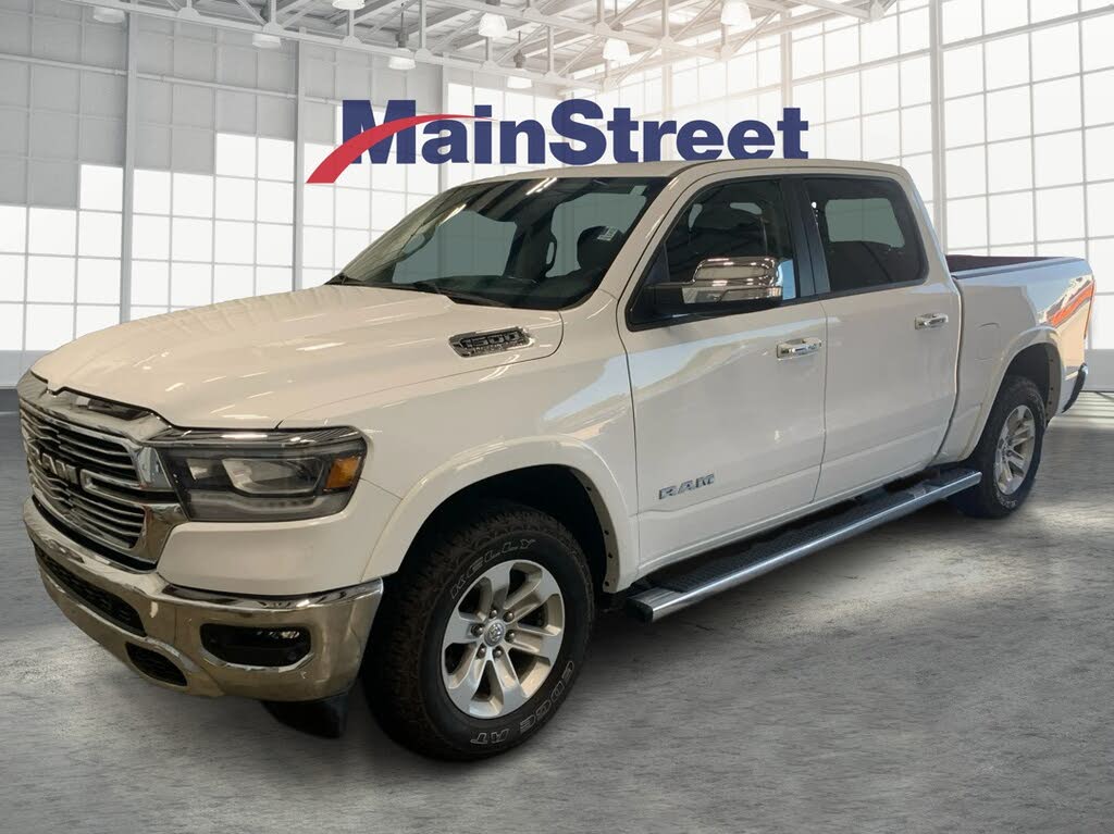 2022 RAM 1500 Laramie Crew Cab 4WD