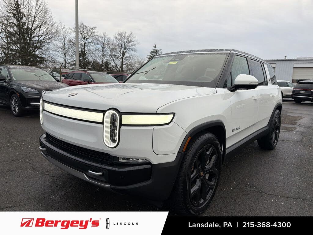 2024 Rivian R1S Adventure Dual Motor AWD