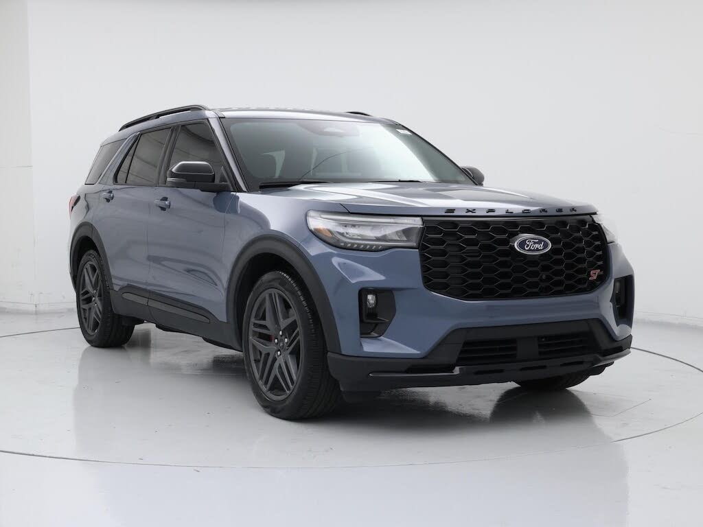 2025 Ford Explorer ST RWD
