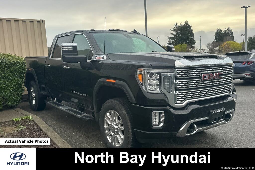 2023 GMC Sierra 2500HD Denali Crew Cab 4WD