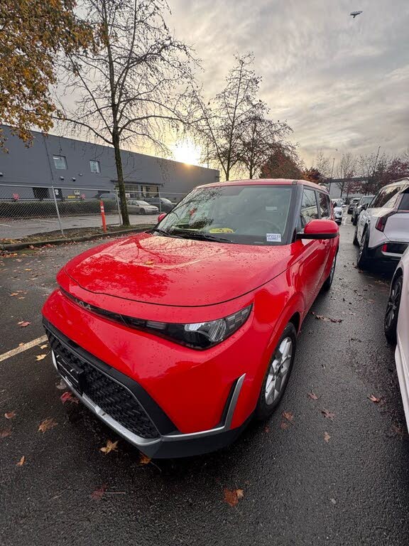 2023 Kia Soul LX FWD