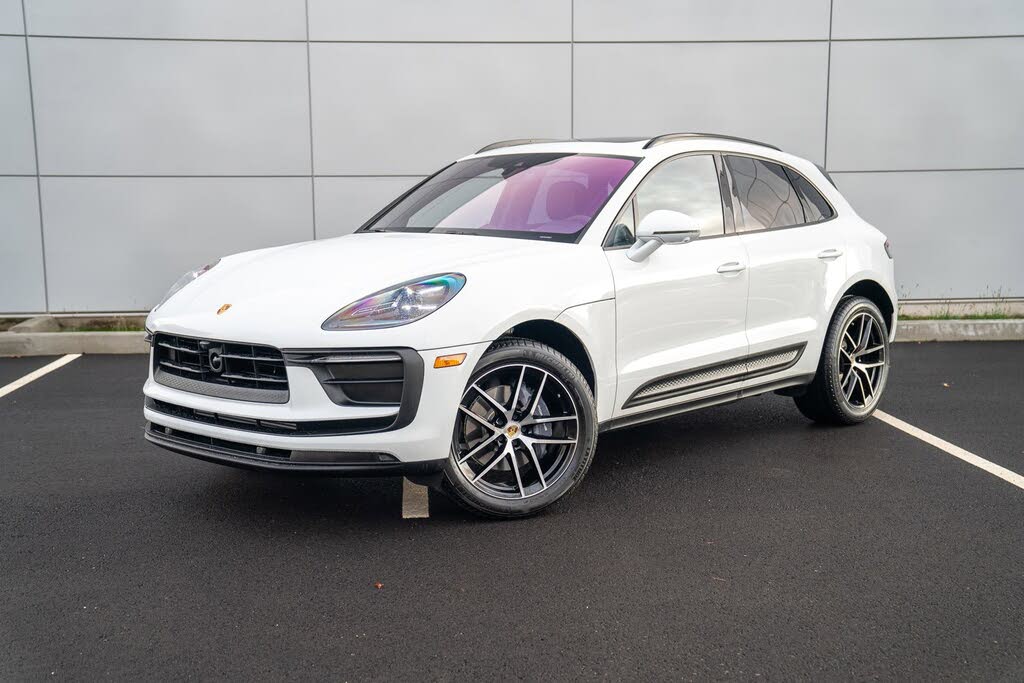 2025 Porsche Macan
