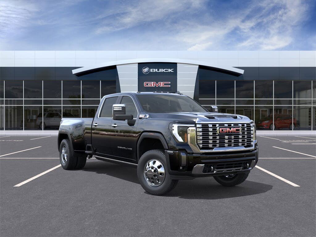 2026 GMC Sierra 3500HD Denali Crew Cab 4WD
