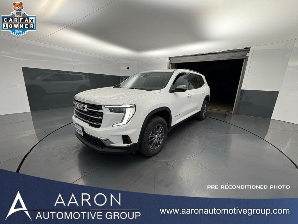 2025 GMC Acadia Elevation AWD