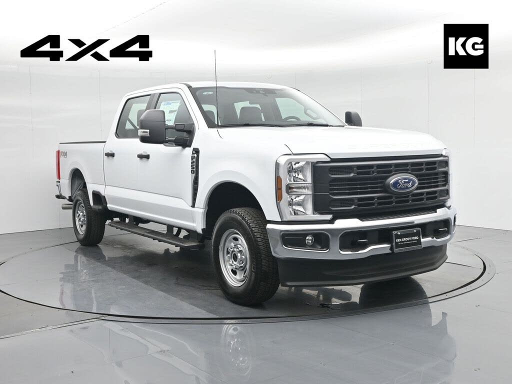 2026 Ford F-250 Super Duty XL Crew Cab 4WD