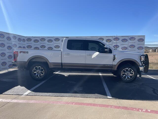 2022 Ford F-250 Super Duty Lariat Crew Cab 4WD