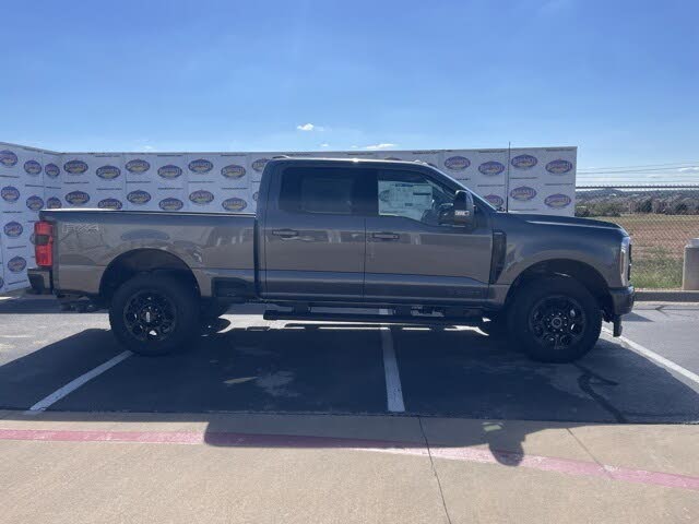 2026 Ford F-250 Super Duty Lariat Crew Cab 4WD