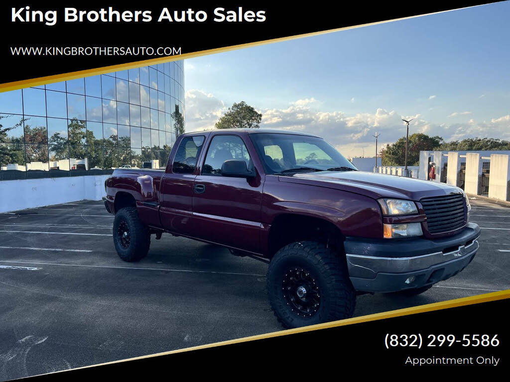 2004 Chevrolet Silverado 1500 LS Extended Cab 4WD
