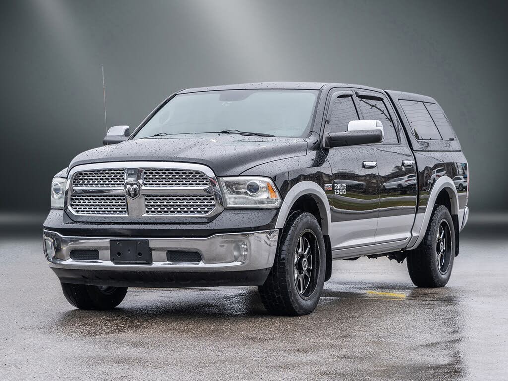 RAM 1500 Laramie Crew Cab 4WD 2014