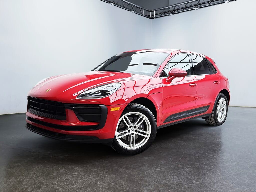 2022 Porsche Macan AWD