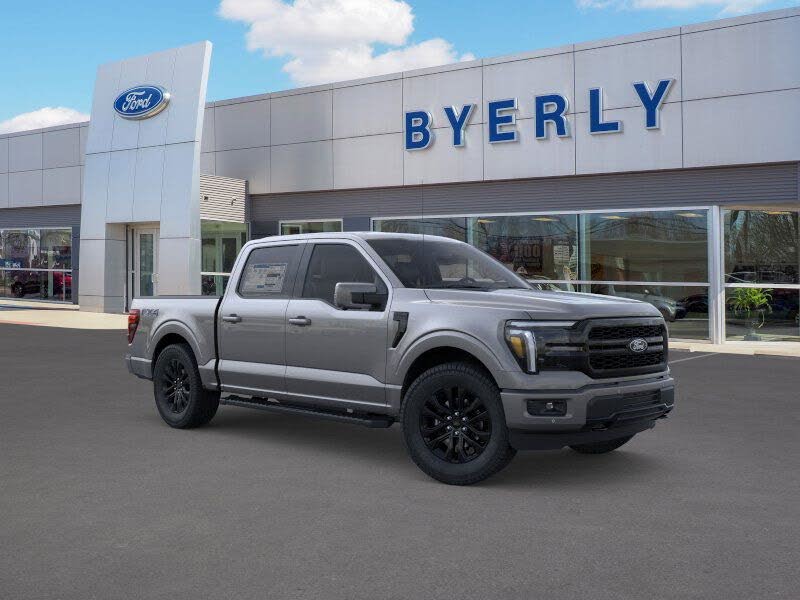 2025 Ford F-150 Lariat SuperCrew 4WD