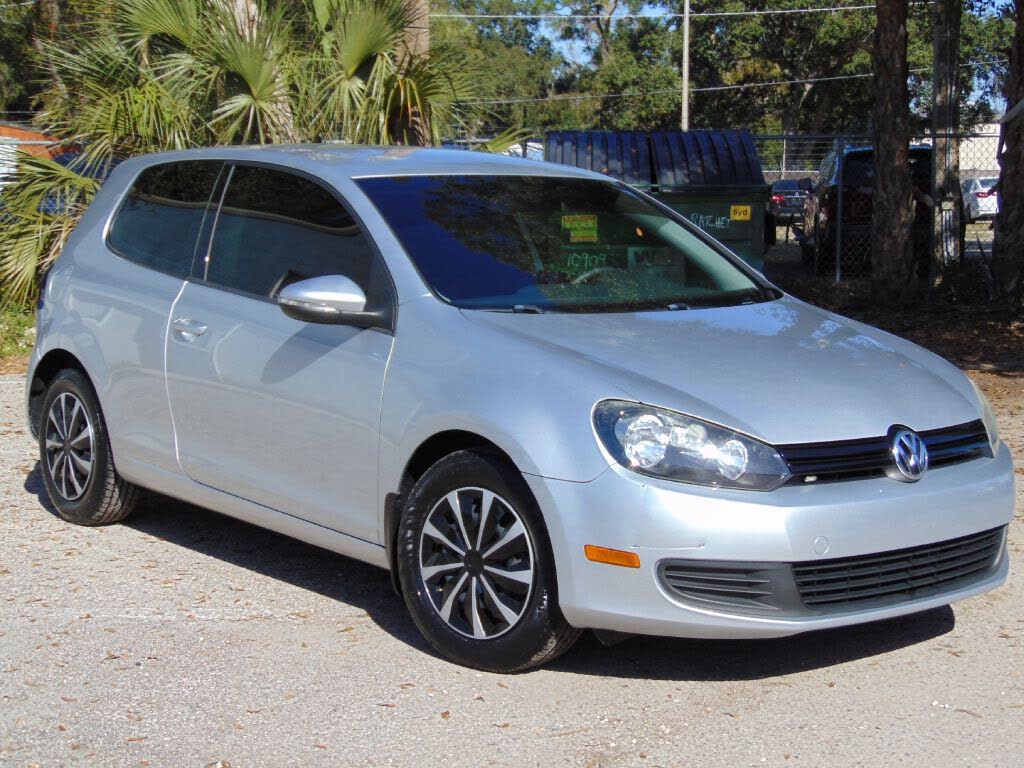 2012 Volkswagen Golf 2.5L 2dr