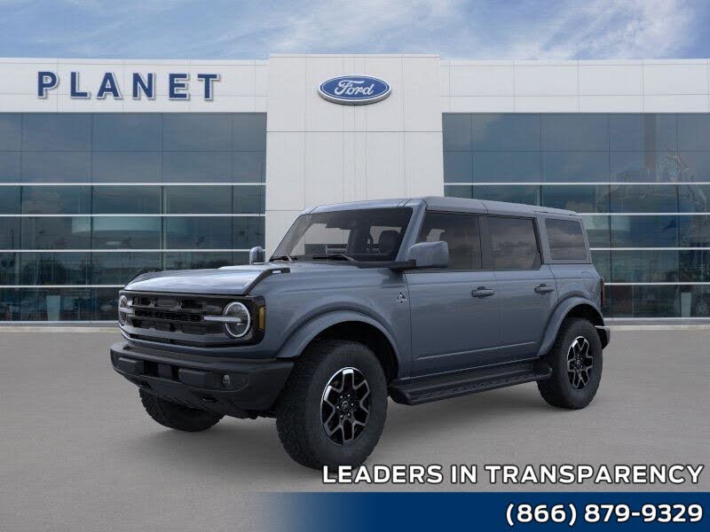 2025 Ford Bronco Outer Banks 4-Door 4WD
