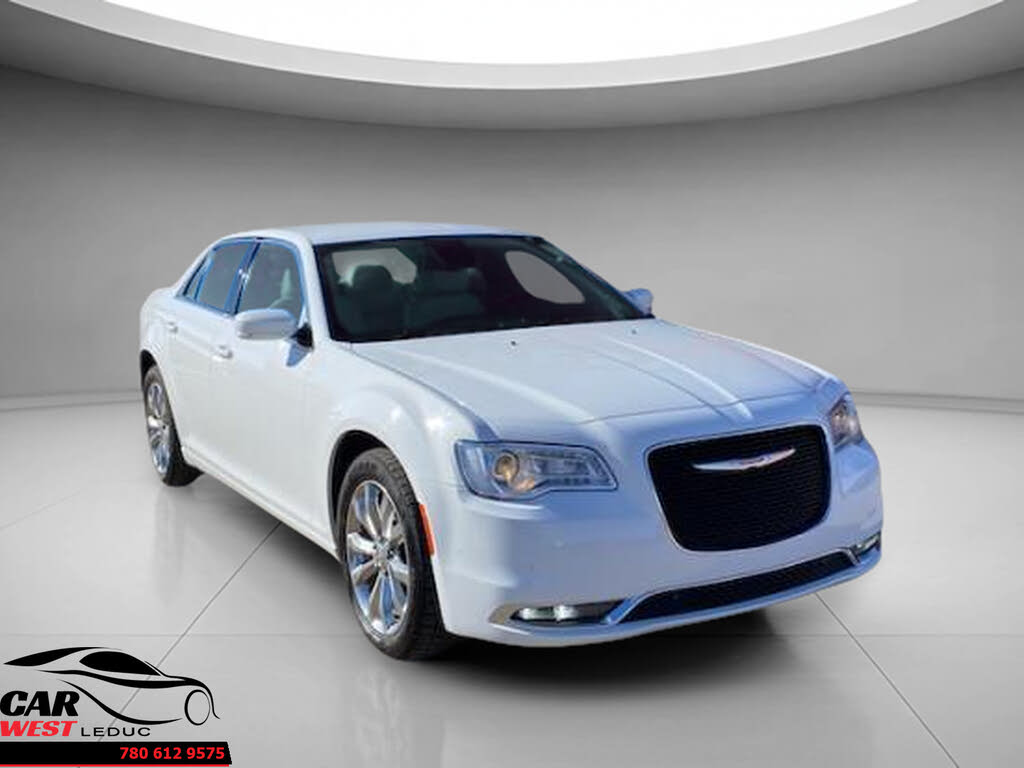 2021 Chrysler 300 Touring L AWD