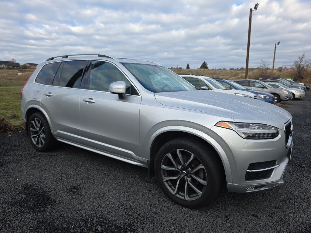 2019 Volvo XC90 T6 Momentum AWD