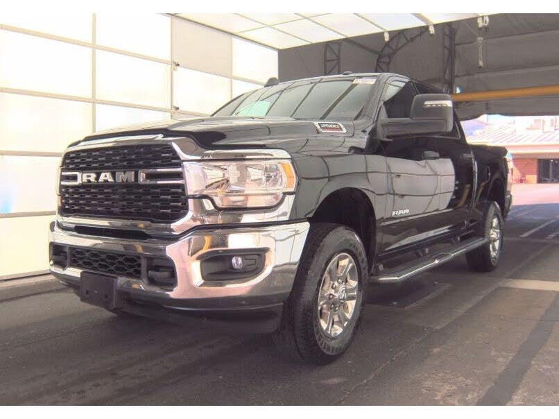 2024 RAM 2500 Big Horn Crew Cab 4WD