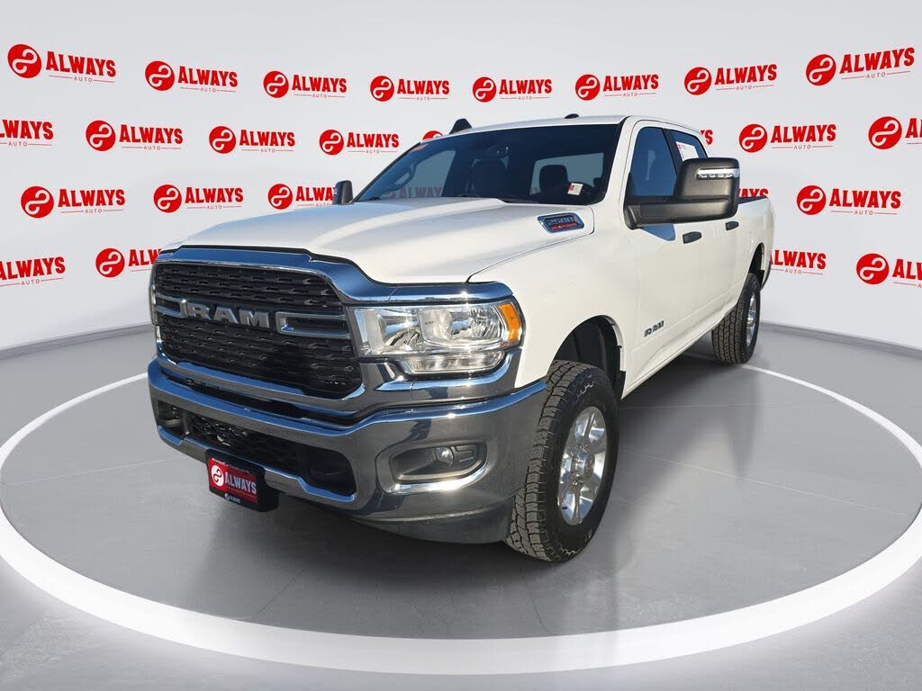 2024 RAM 2500 Big Horn Crew Cab 4WD