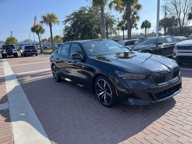 2025 BMW 5 Series 530i RWD