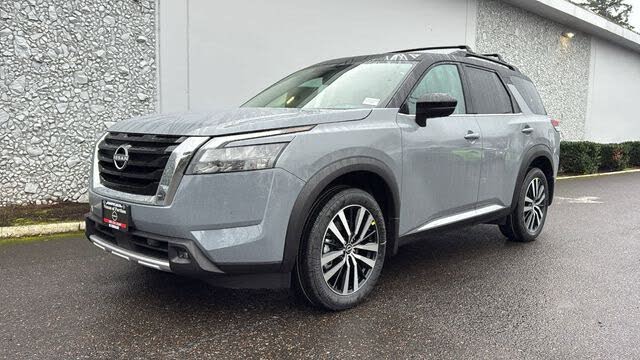 2025 Nissan Pathfinder Platinum 4WD