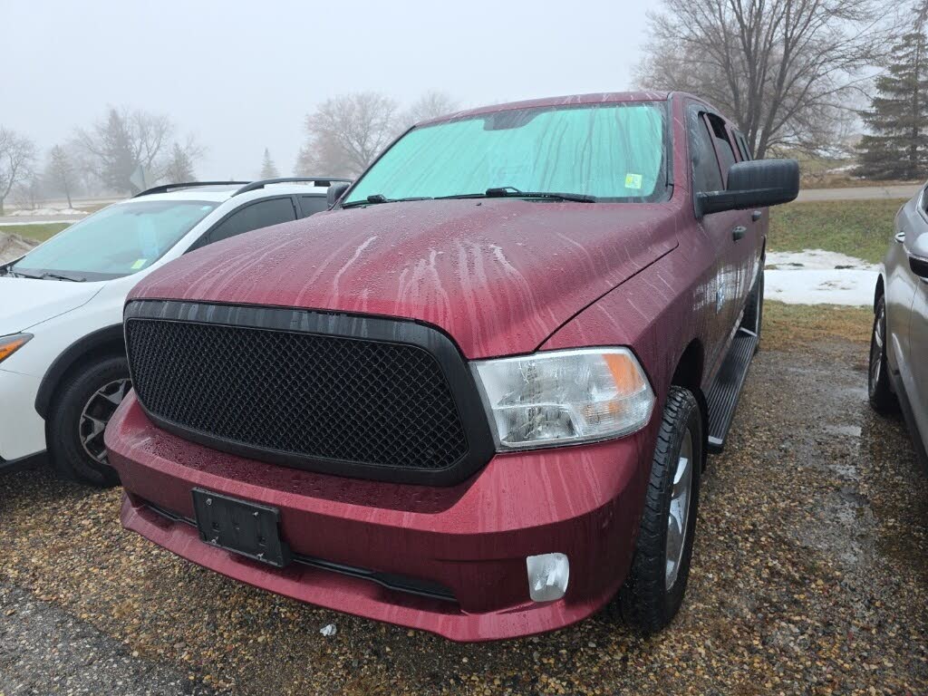 2017 RAM 1500 Express Crew Cab 4WD