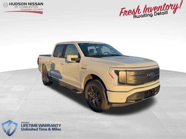 2023 Ford F-150 Lightning Lariat SuperCrew AWD