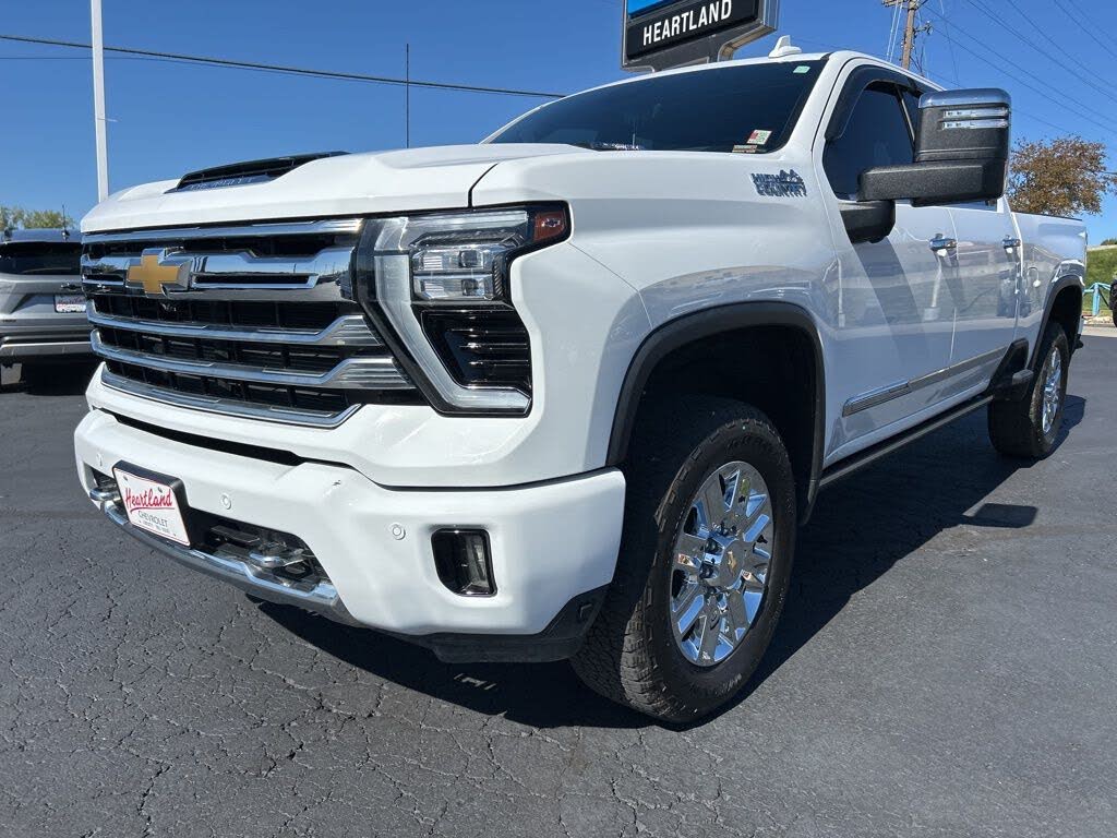 2024 Chevrolet Silverado 2500HD High Country Crew Cab 4WD