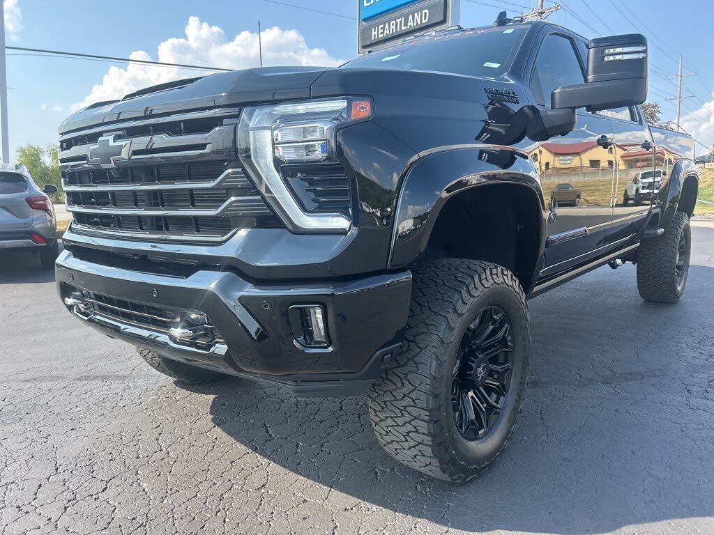 2025 Chevrolet Silverado 2500HD High Country Crew Cab 4WD