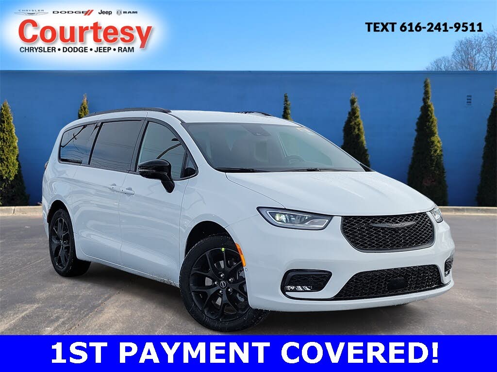 2026 Chrysler Pacifica Select AWD