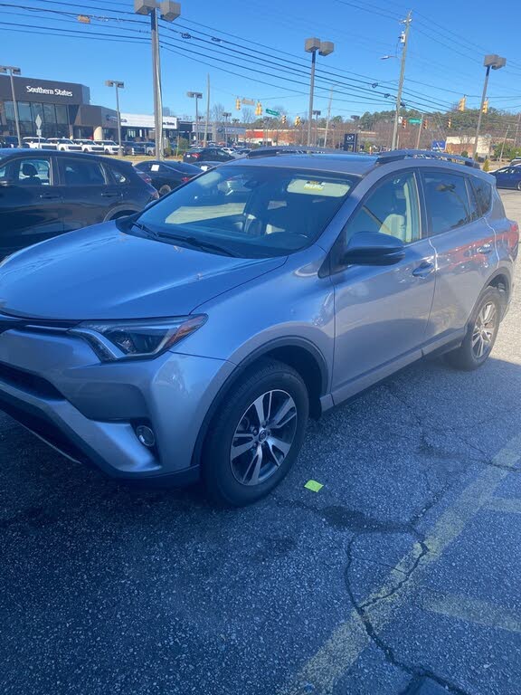 2018 Toyota RAV4 XLE