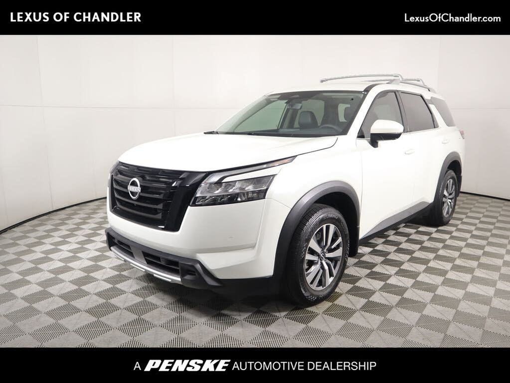 2024 Nissan Pathfinder SL FWD