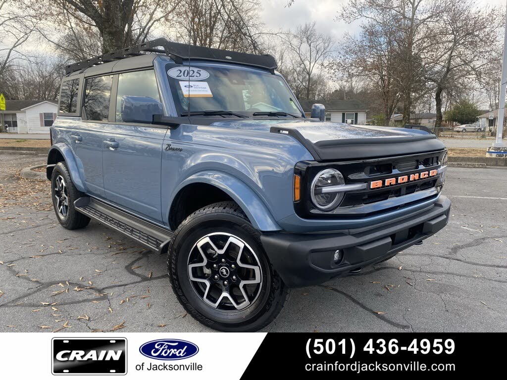 2025 Ford Bronco Outer Banks 4-Door 4WD