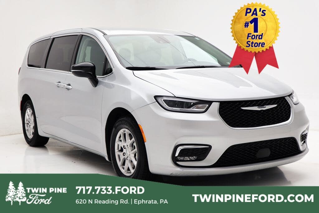 2024 Chrysler Pacifica Touring L FWD