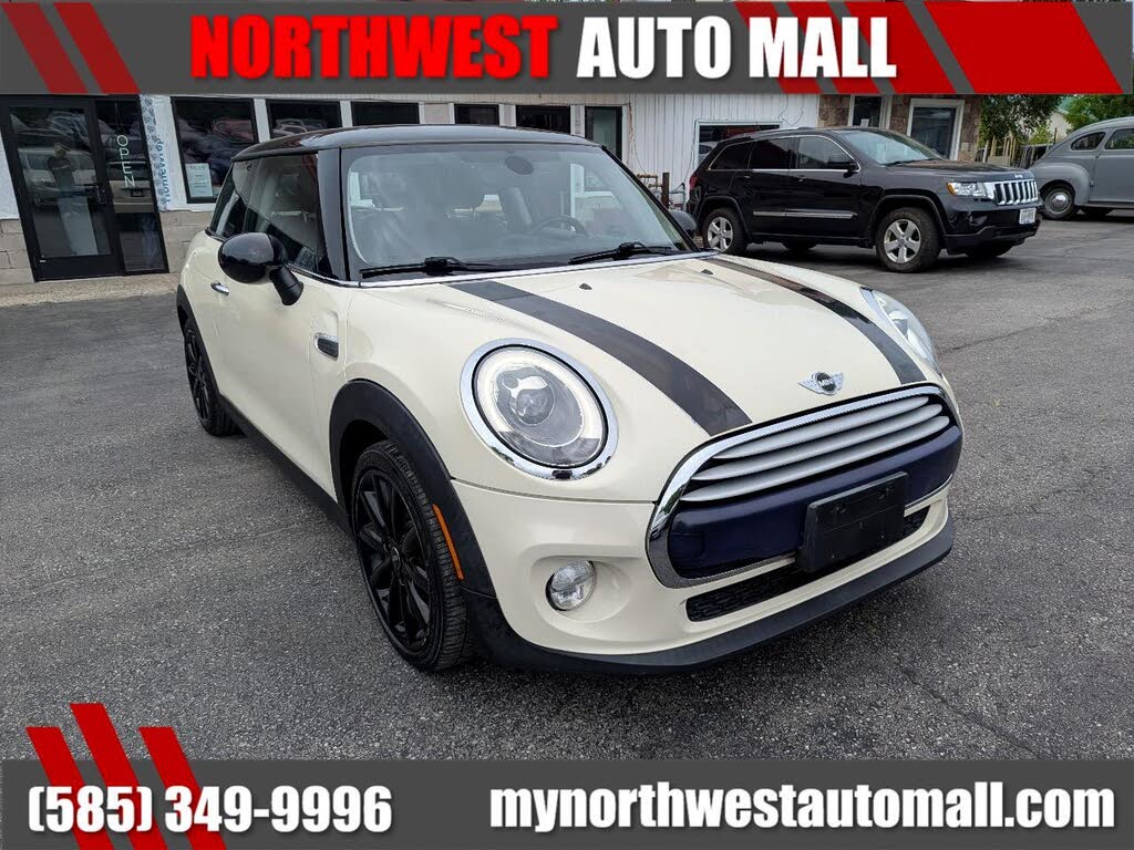 2015 MINI Cooper 2-Door Hatchback FWD