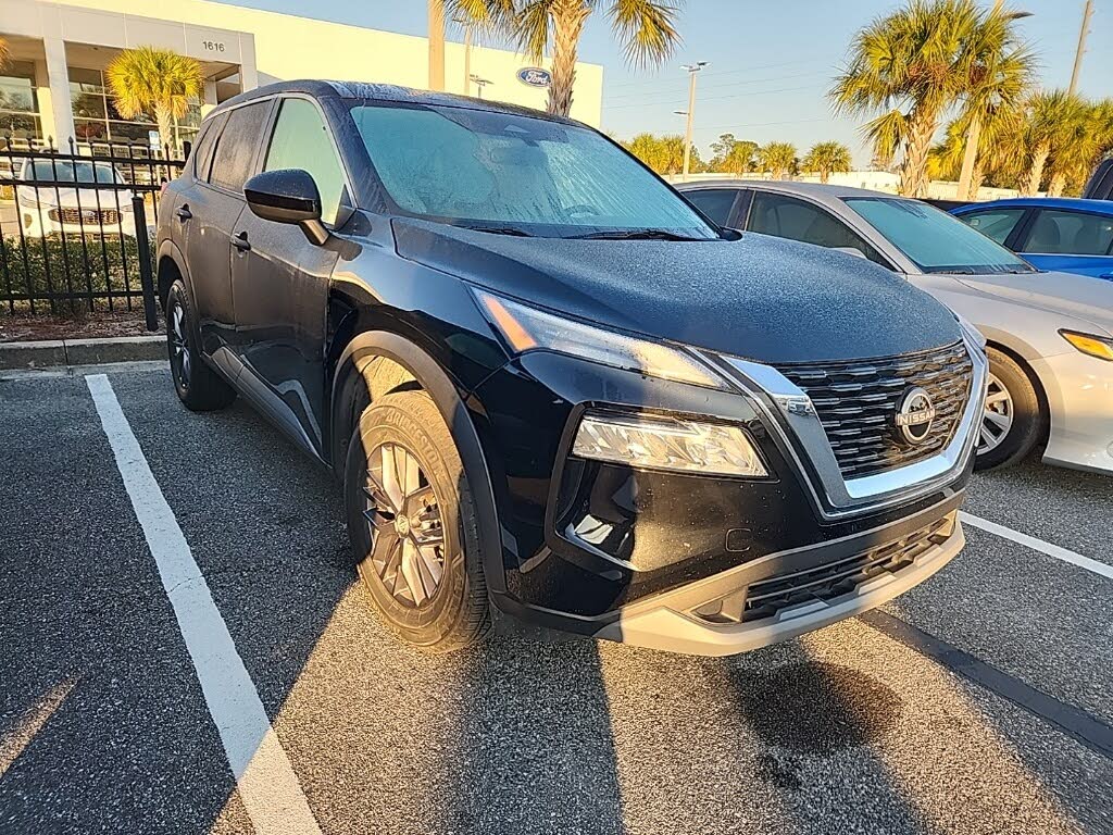 2023 Nissan Rogue SV FWD