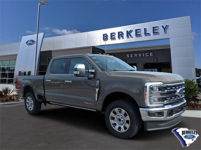 2026 Ford F-350 Super Duty Lariat Crew Cab 4WD
