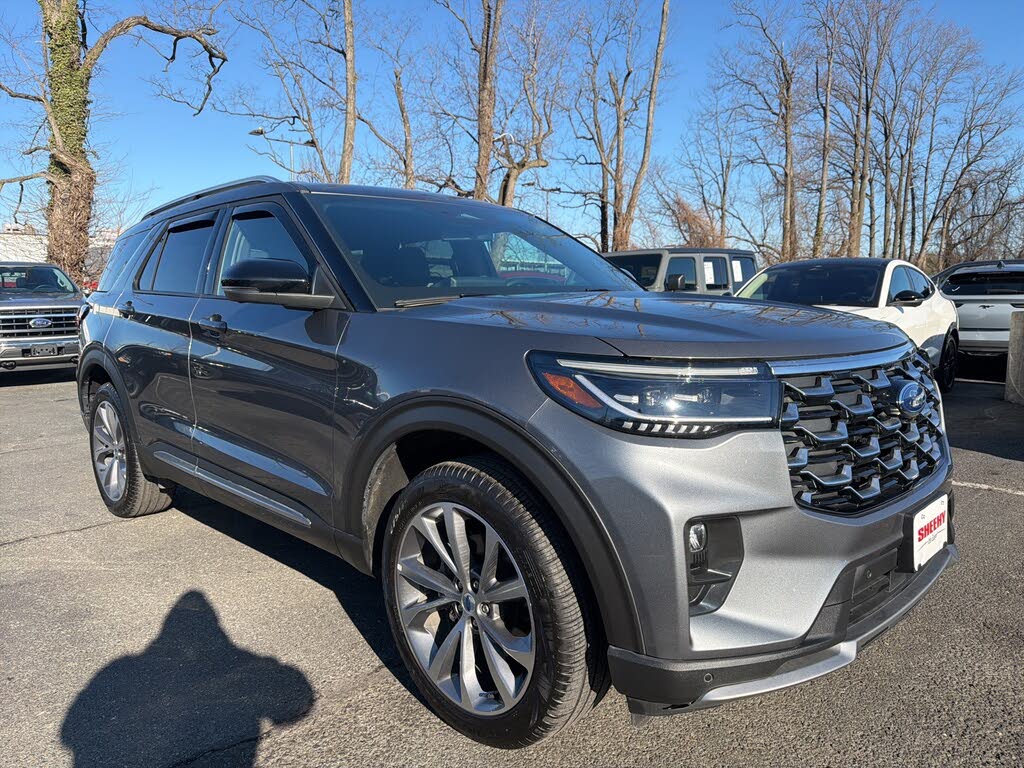 2025 Ford Explorer Platinum AWD