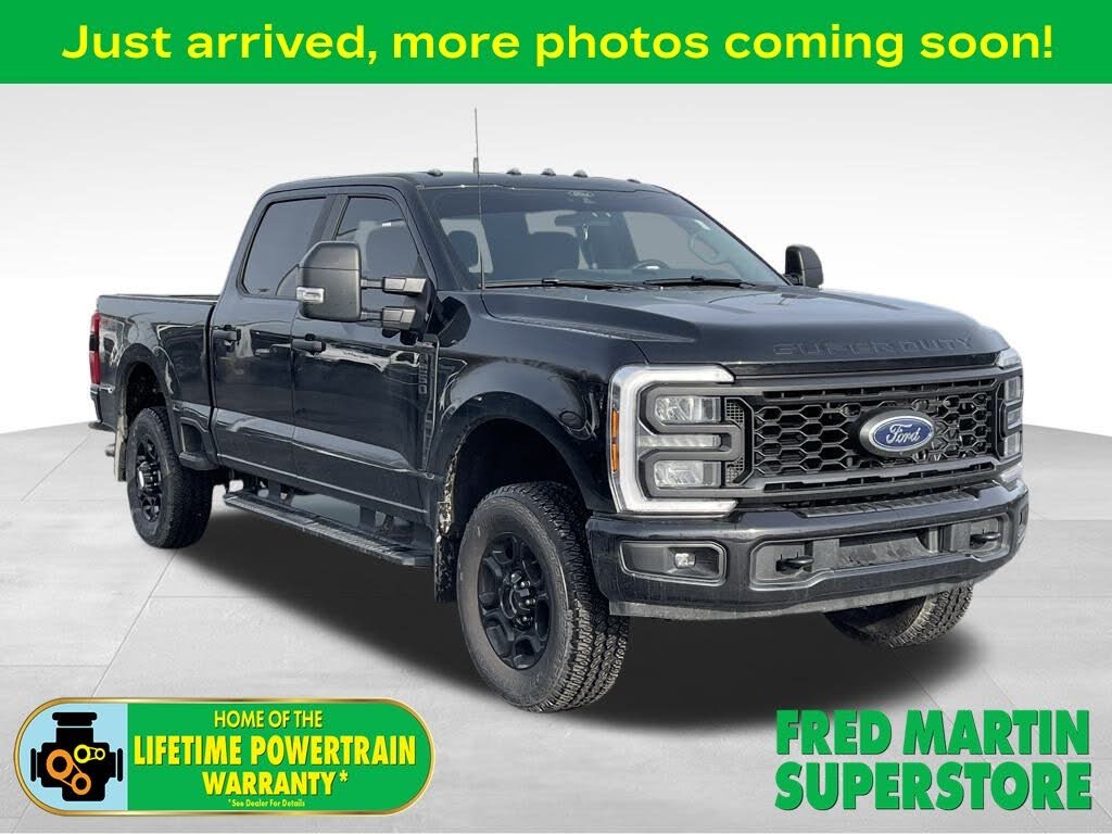 2024 Ford F-250 Super Duty XL Crew Cab 4WD