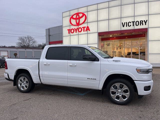 2025 RAM 1500 Big Horn Crew Cab 4WD