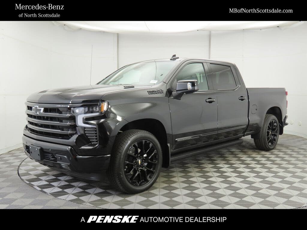 2026 Chevrolet Silverado 1500 High Country Crew Cab 4WD