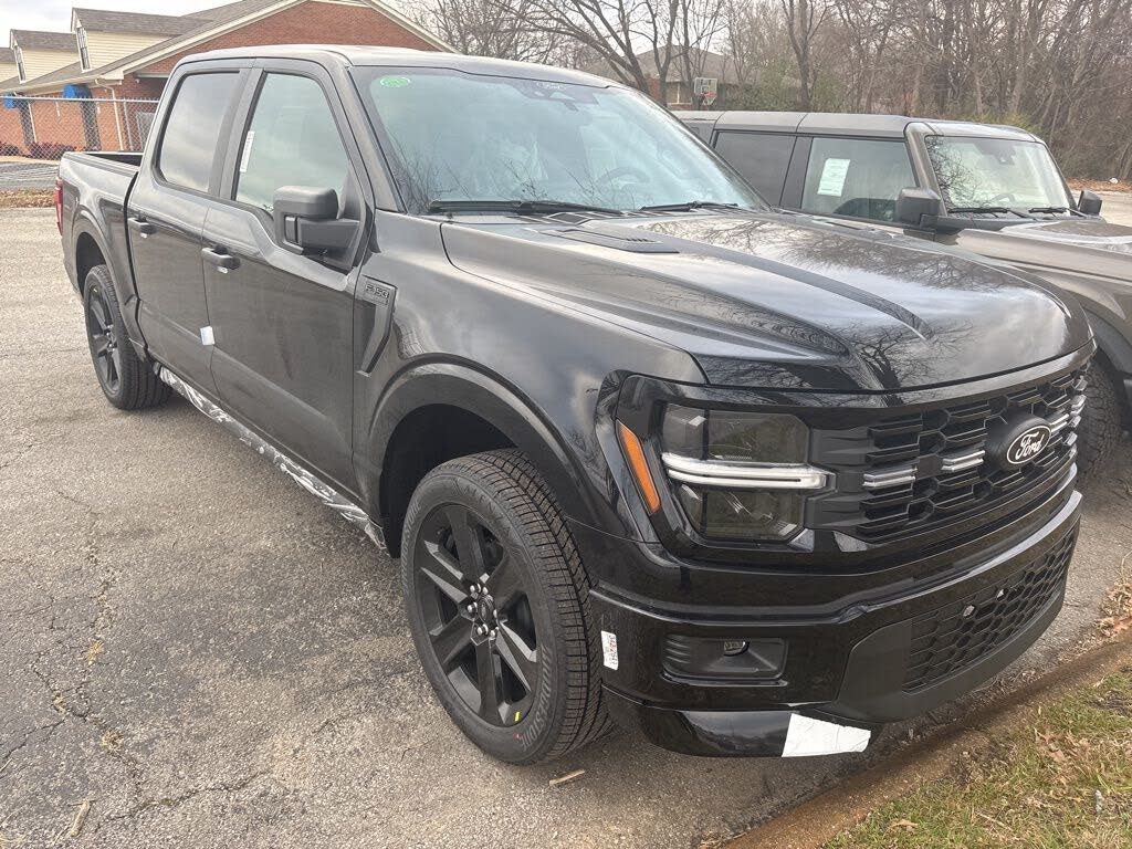 2025 Ford F-150 STX 4dr SuperCrew 4WD